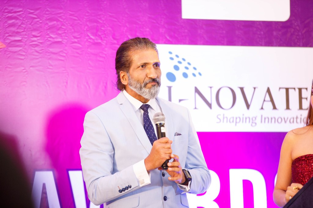 HOW TO BECOME A CHARISMATIC&nbsp;SPEAKER